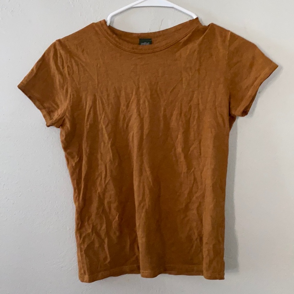 Orange tee